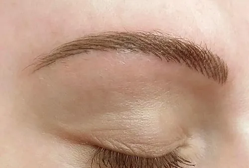 Permanent Make-Up Augenbrauen